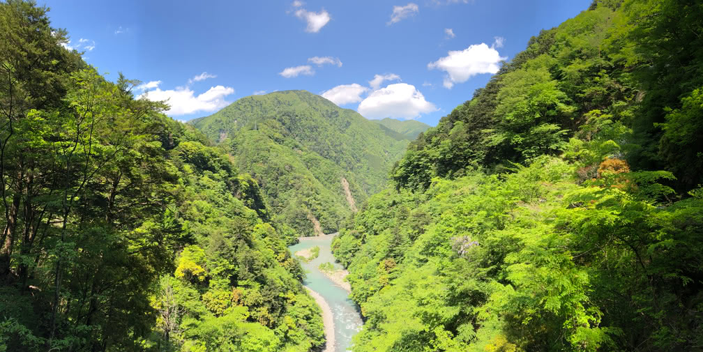 寸又峡